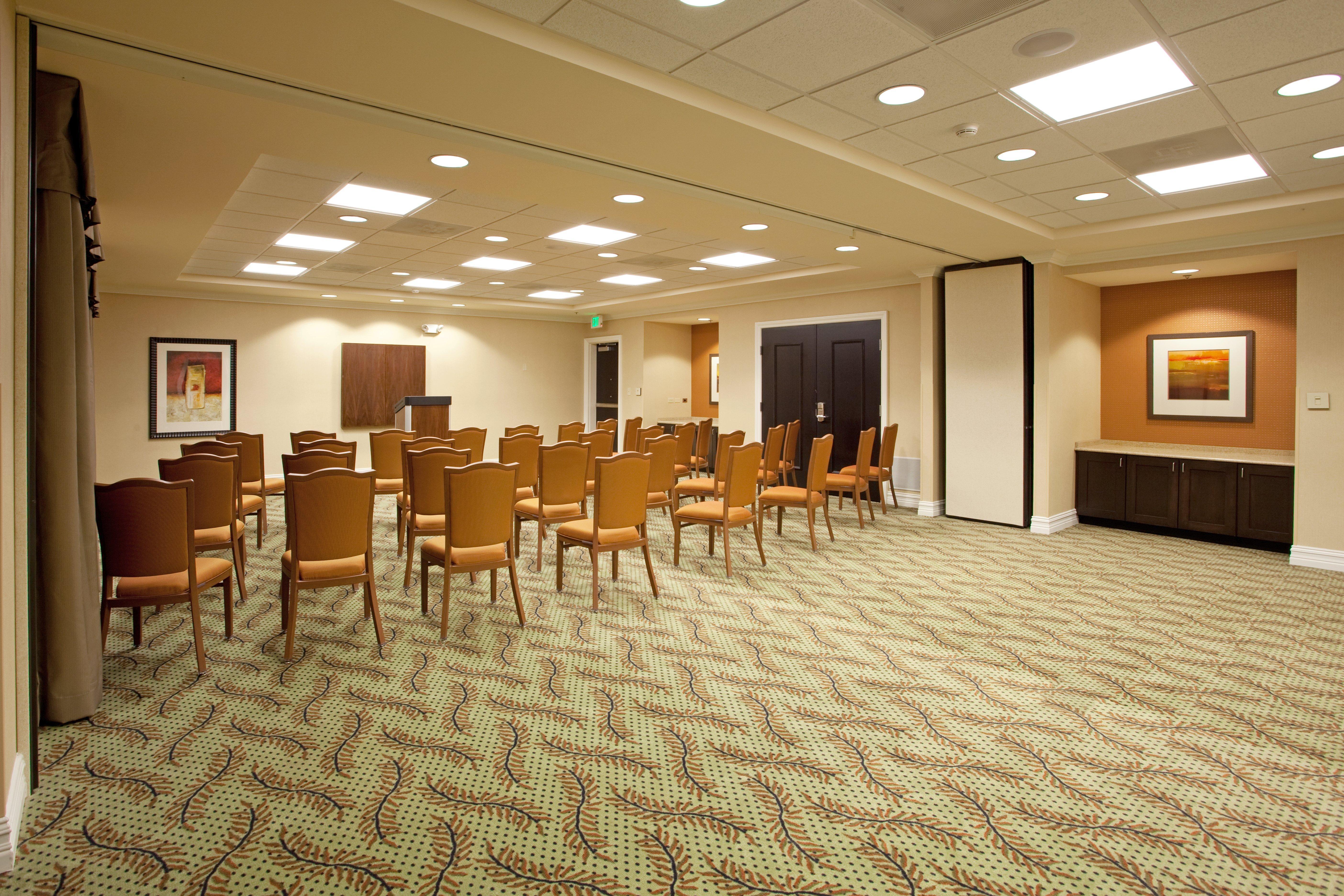 Holiday Inn Express And Suites Newberry By Ihg Exterior photo